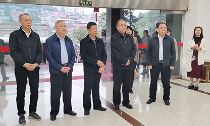 福建省政協副主席、省工商聯主席王光遠一行視察虹潤公司